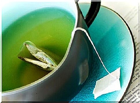 Green tea is one of those foods that melts fats