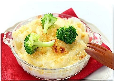 Simple and tasty recipes with broccoli and cheese