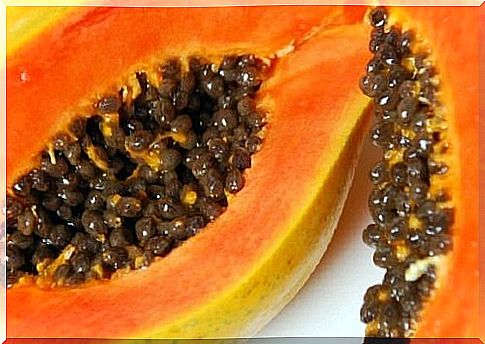 This papaya remedy helps you get rid of blackheads