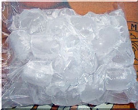 Ice is one of the best remedies for a stiff neck