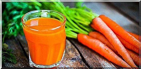 Carrots are foods that lower uric acid levels