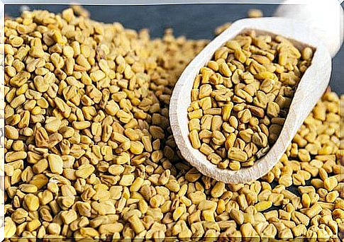 Fenugreek tea regulates vaginal secretions