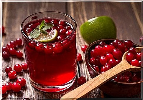 Cranberry juice cleanses the bladder