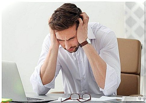 Man discovering the causes of different types of headaches