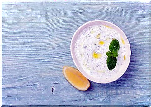 Discover a delicious yogurt sauce recipe