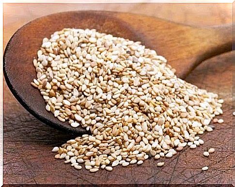 The health benefits of white sesame seeds