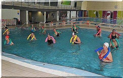 Exercises in the pool help you avoid ankle osteoarthritis