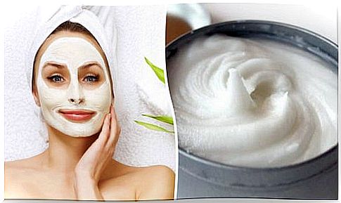 Remove stains with a facial mask with aspirin and yogurt