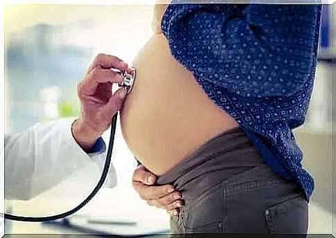 Pregnant woman for medical check-up